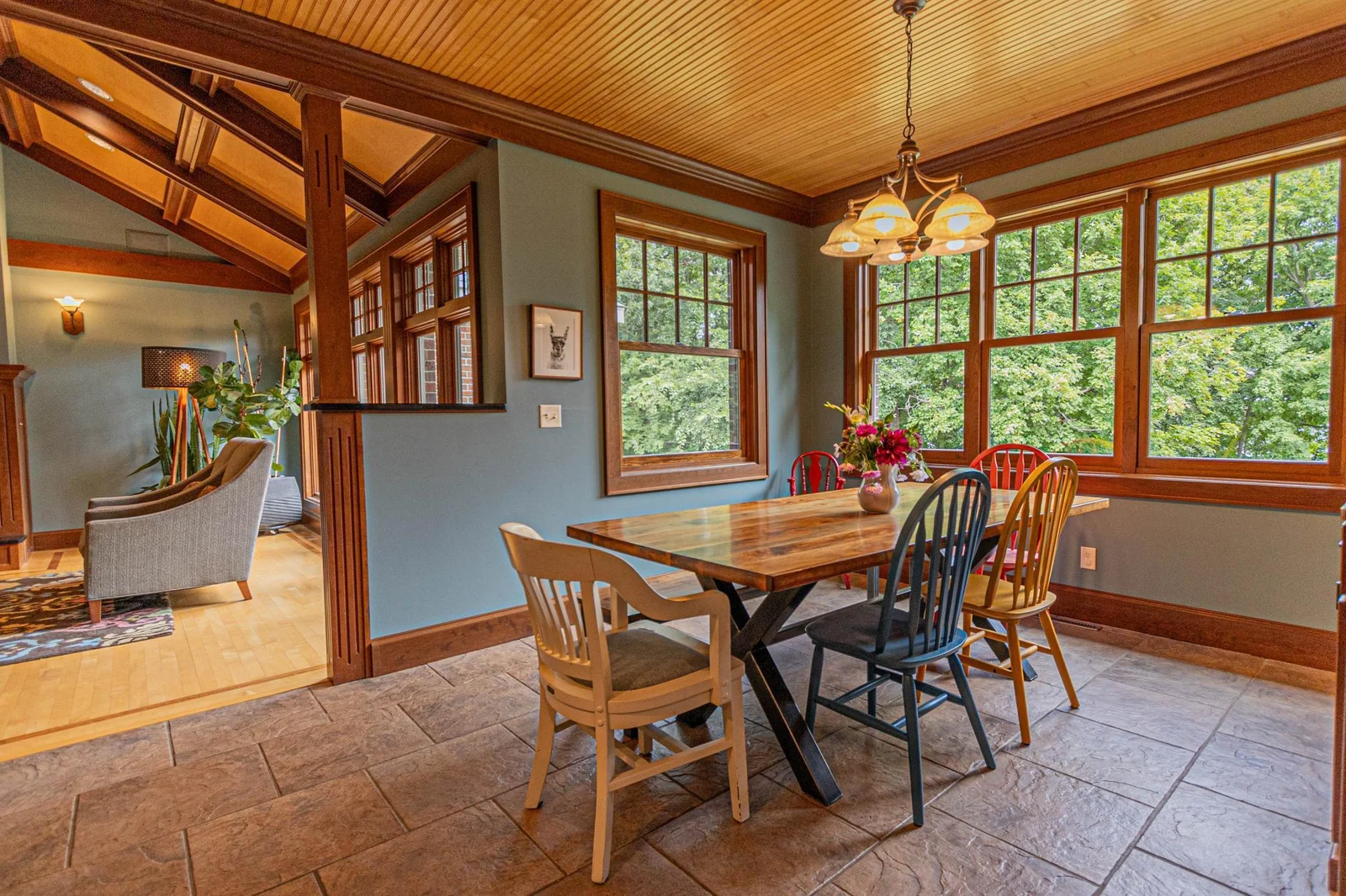 Kitchen Dining.jpg