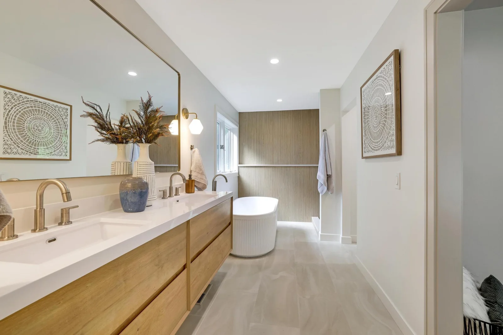 AFTER owners suite bath