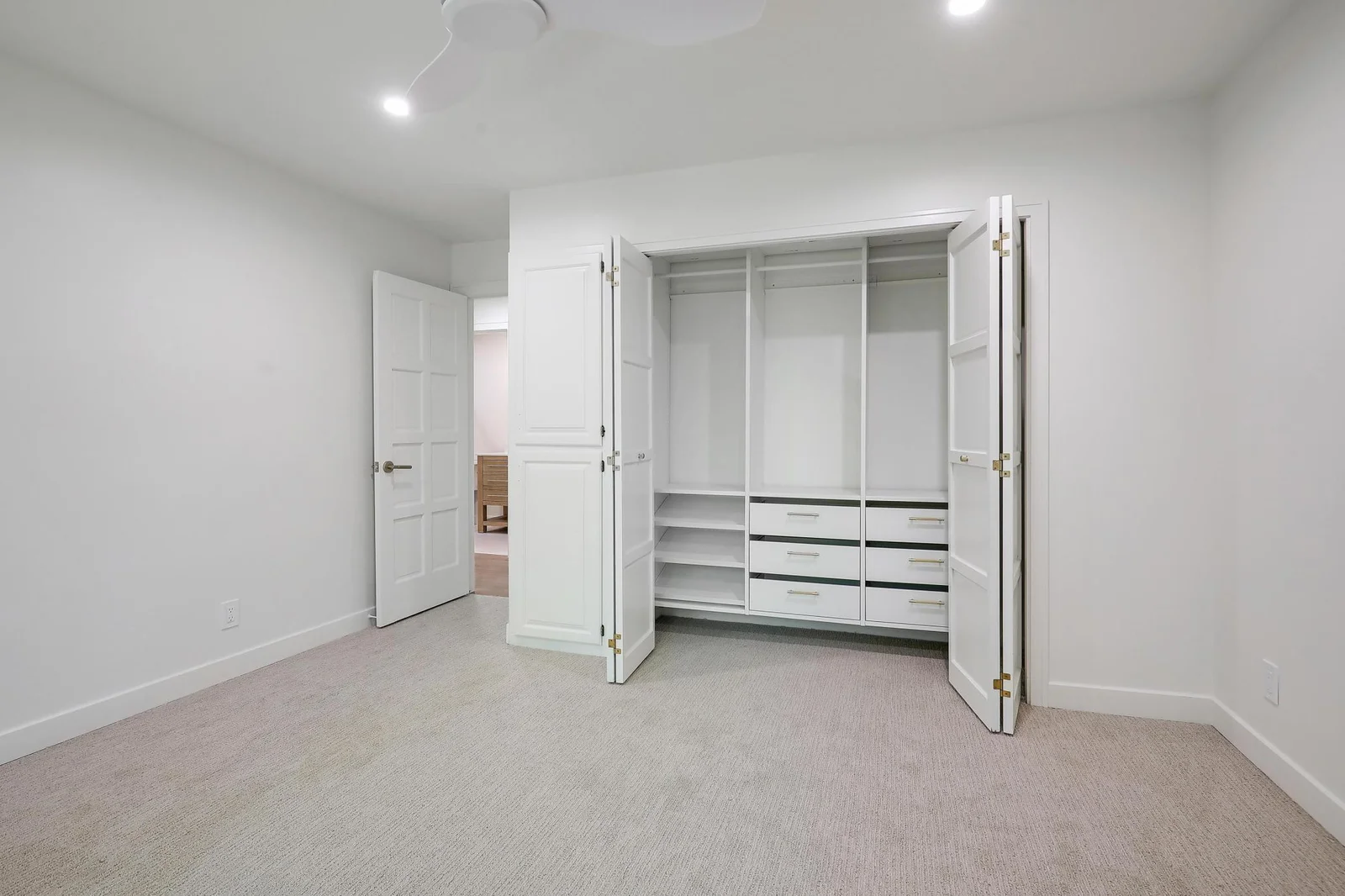 8710Photography-Web-Friendly-745-Virginia-Shores-Circle-Excelsior-MN-55331-37.jpg