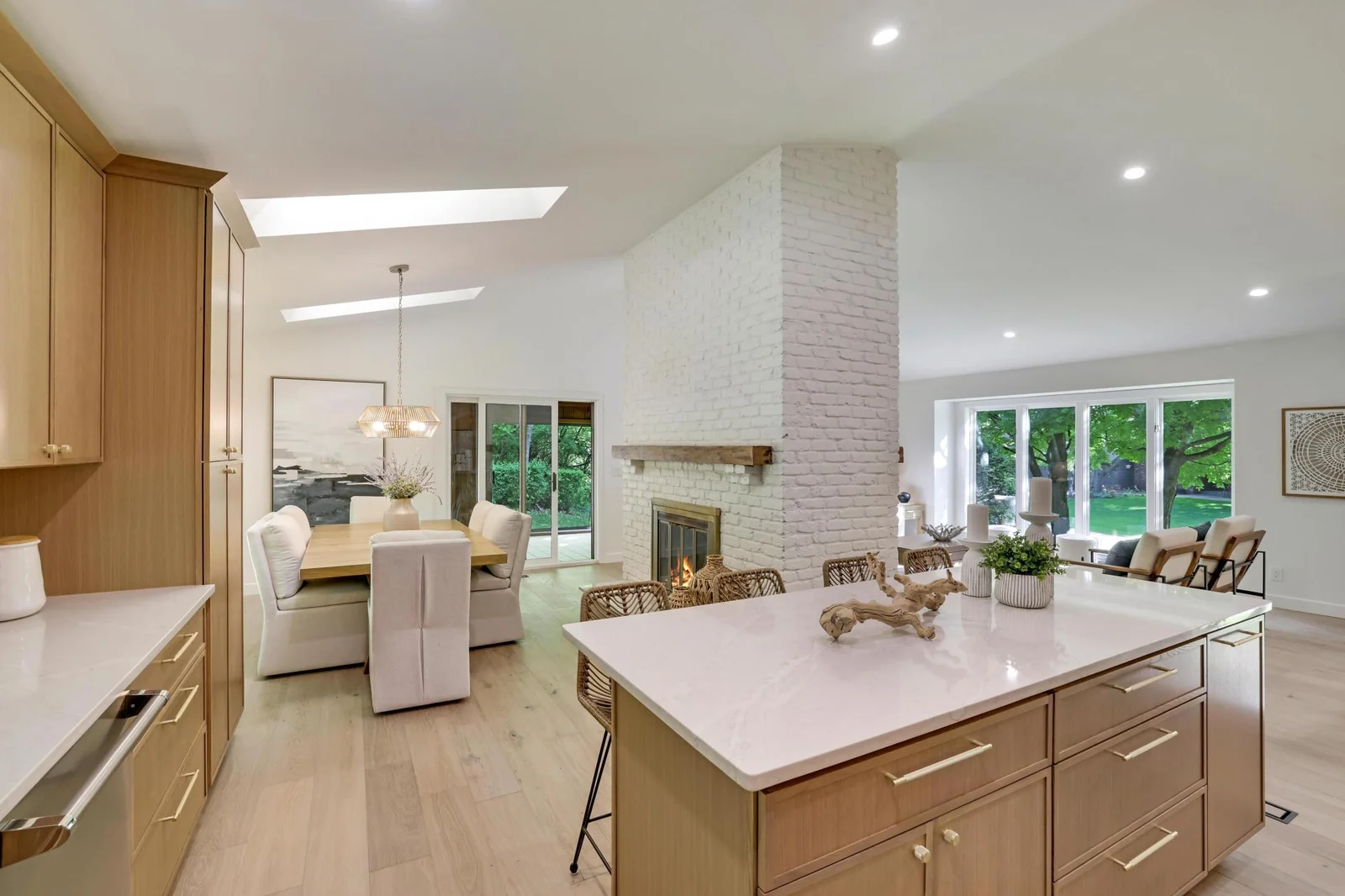 8710Photography-Web-Friendly-745-Virginia-Shores-Circle-Excelsior-MN-55331-9.jpg