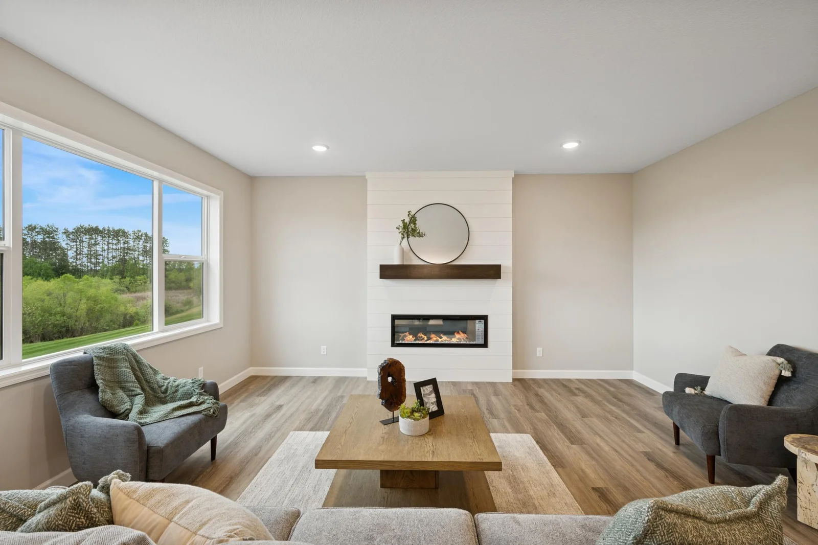 6. Living room.jpg