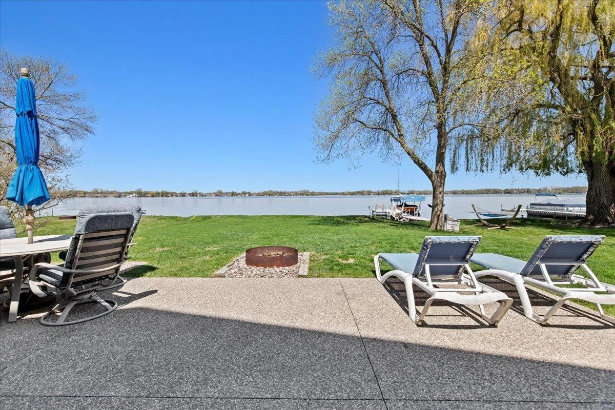 Photo 1 of 1108 Lakeview