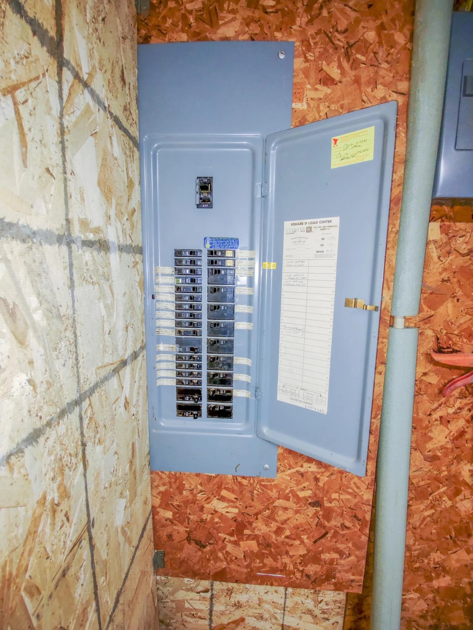 Mech Elec Panel 200 A.jpeg