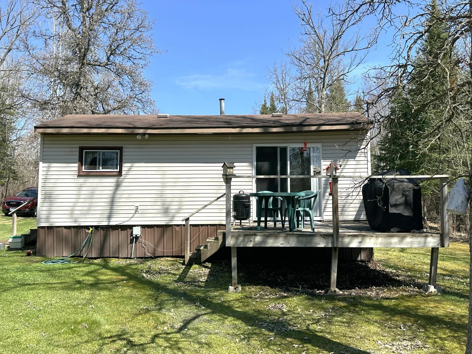 1529 Riddell Rd Front Cabin .JPG