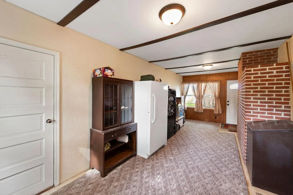 Entry to Breezeway from Garage