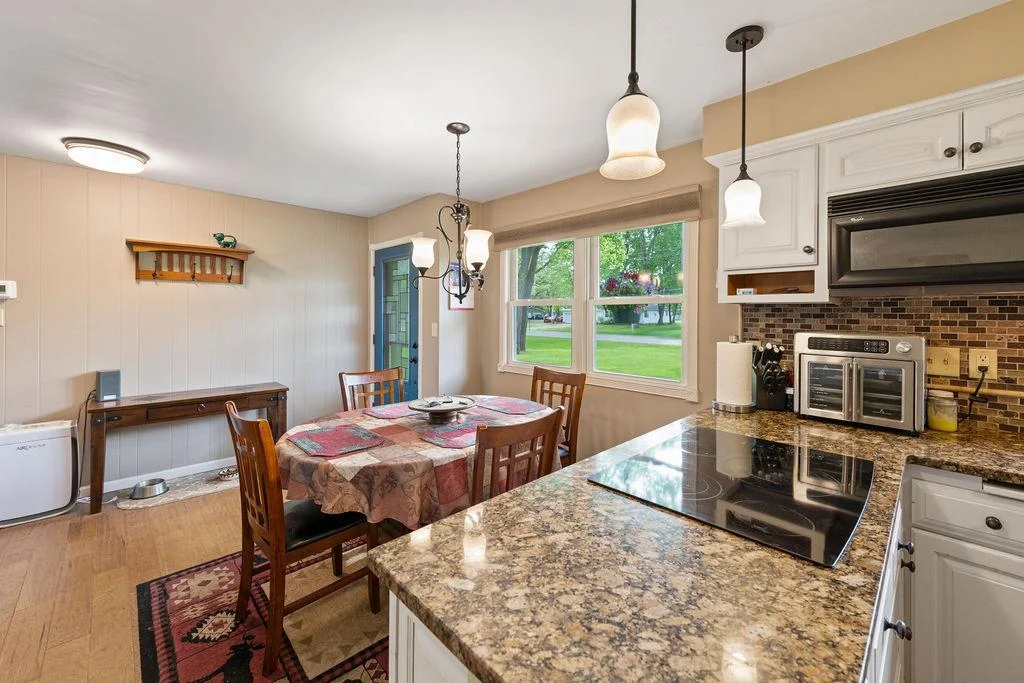 Conversation Kitchen & Dining Area