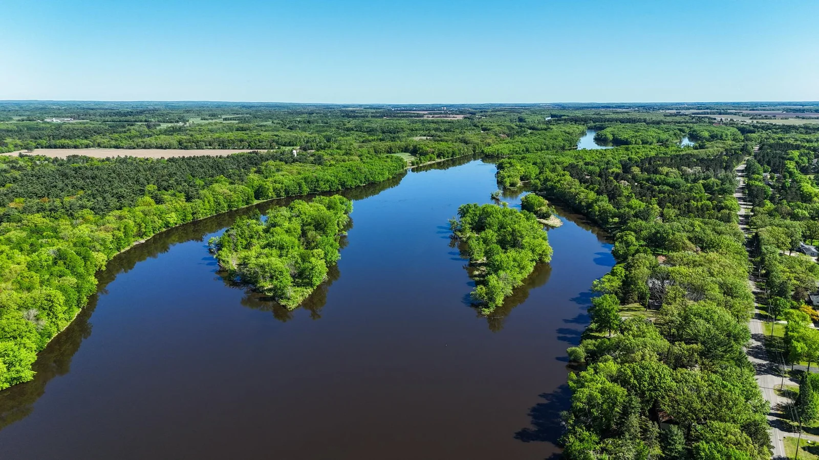 Wonderful Boating & Recreational Opportunities Right From Your Property!