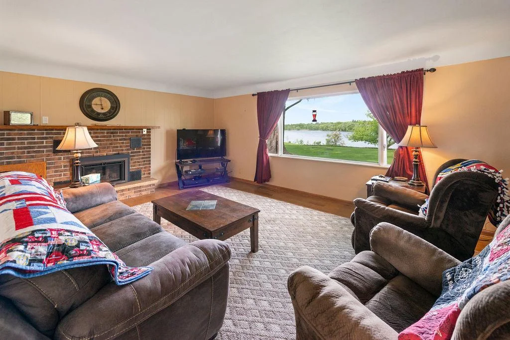 Living Room offers Wonderful River Views