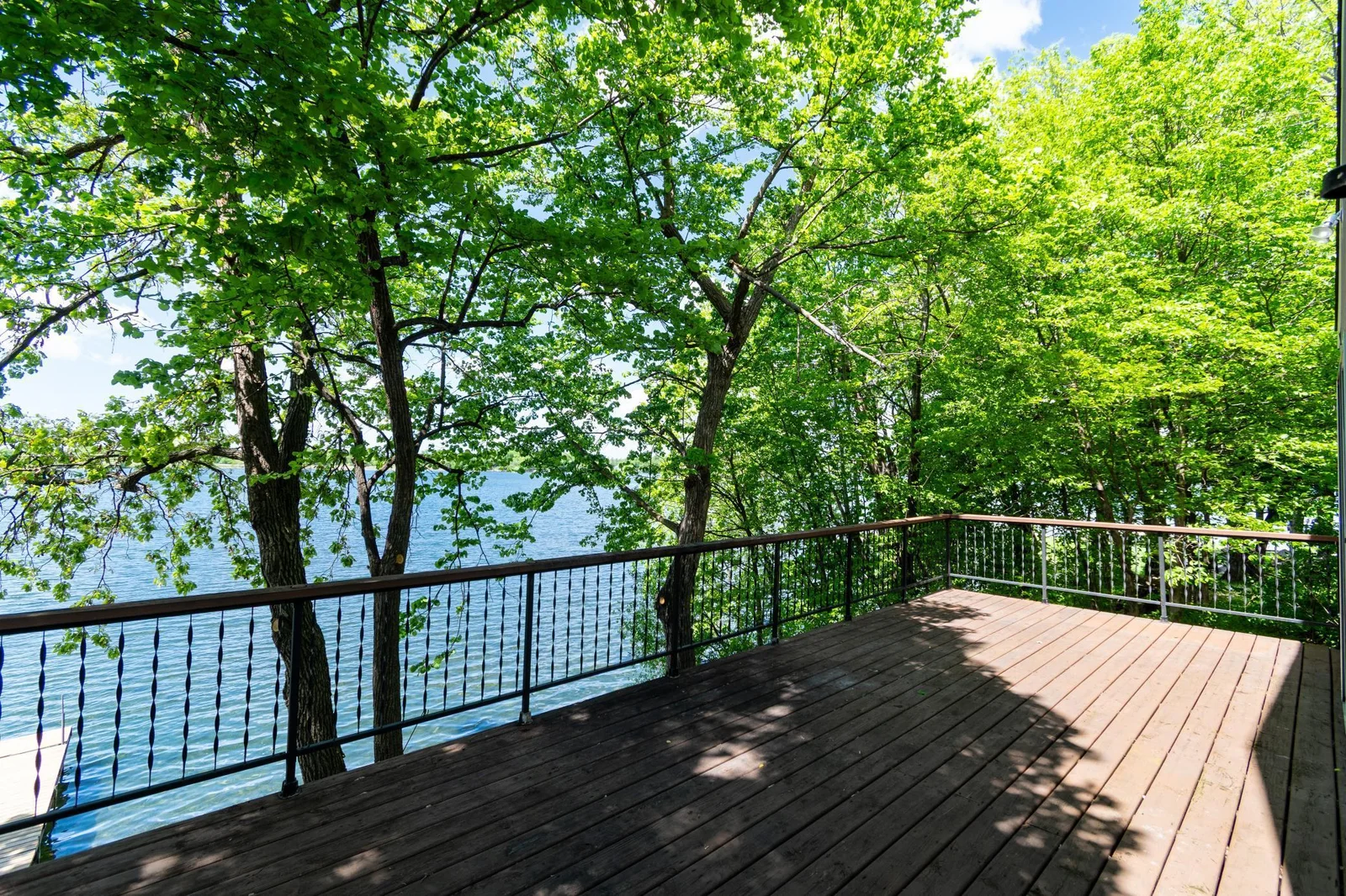 Deck View