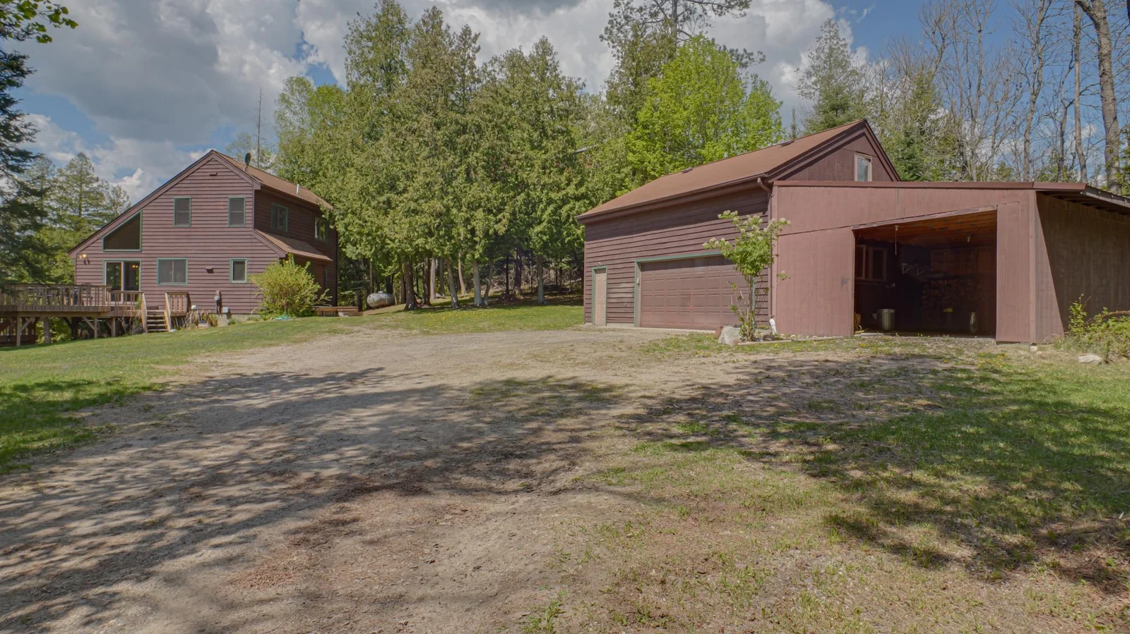 Oversized garage