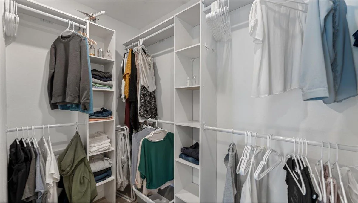 Walk In Closet