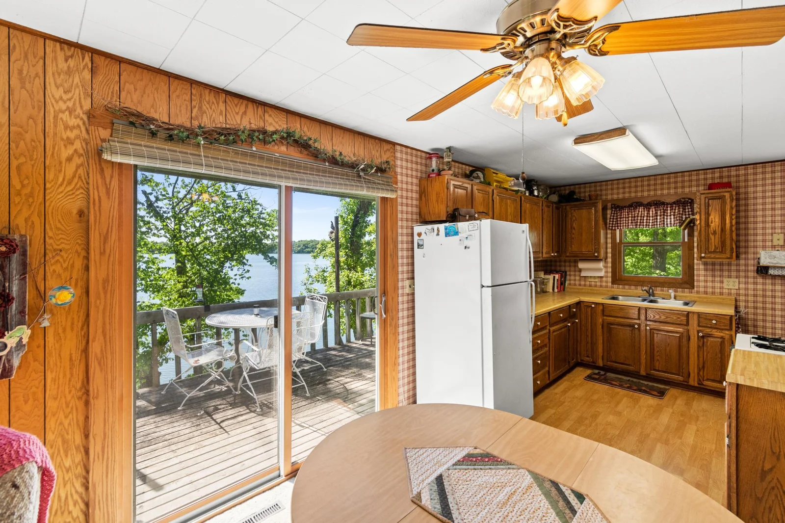Living Room to Lake
