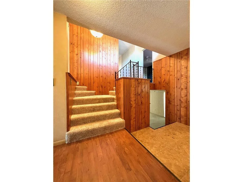 Upper Level Access