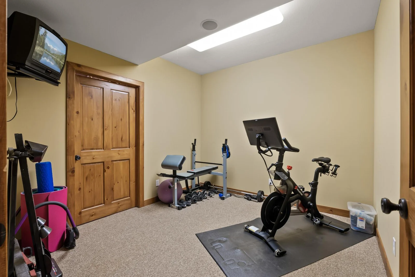 Another flex room on the lower level....thinking about getting a sauna?  Lots of options to place one!