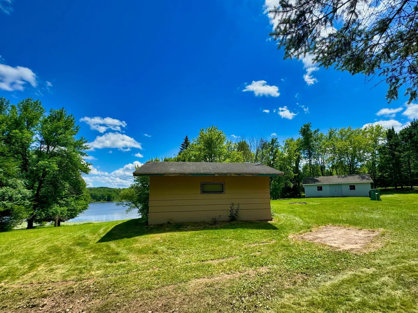 Photo 1 of 20931 Bayview