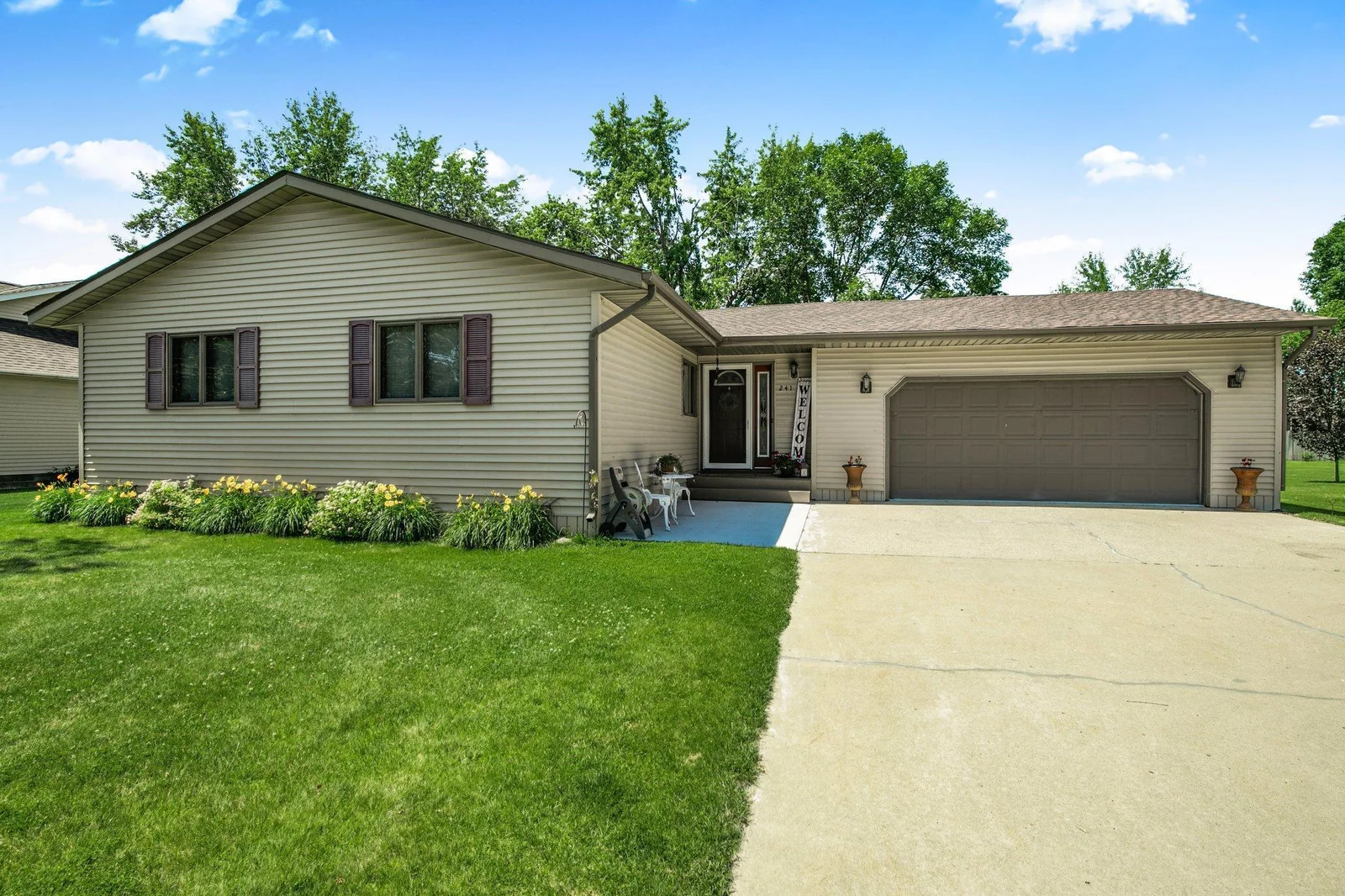 241 Meadowlark Lane, Melrose