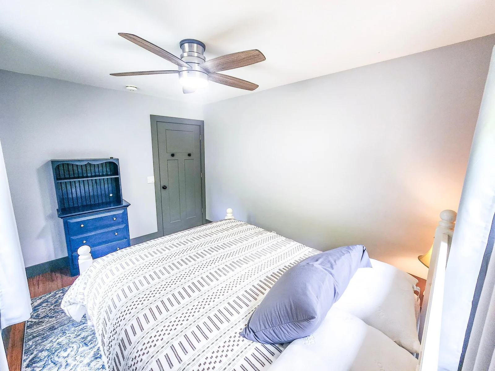 Mainfloor bedroom, another view, facing door to bedroom