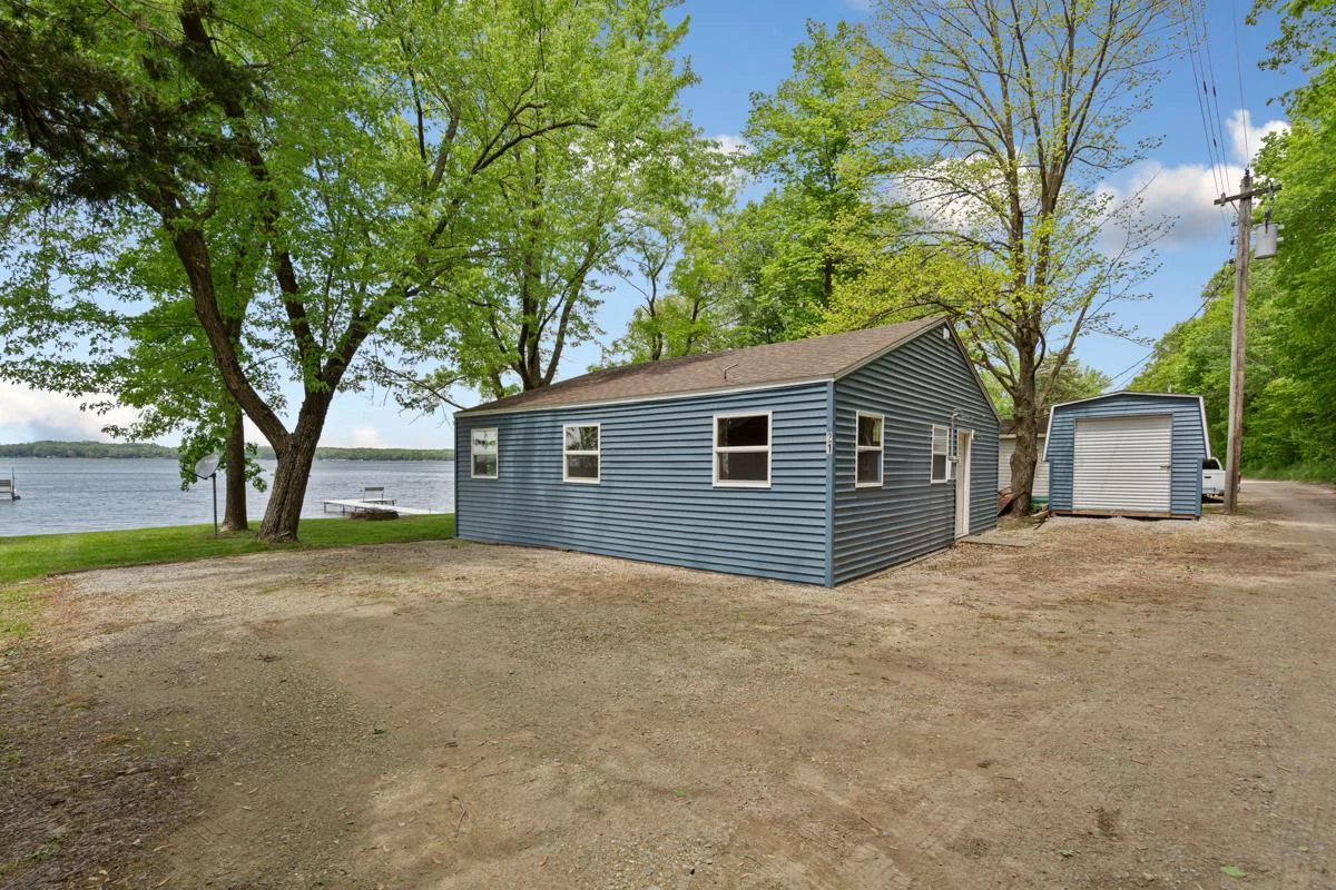 Photo 1 of 5989 177th