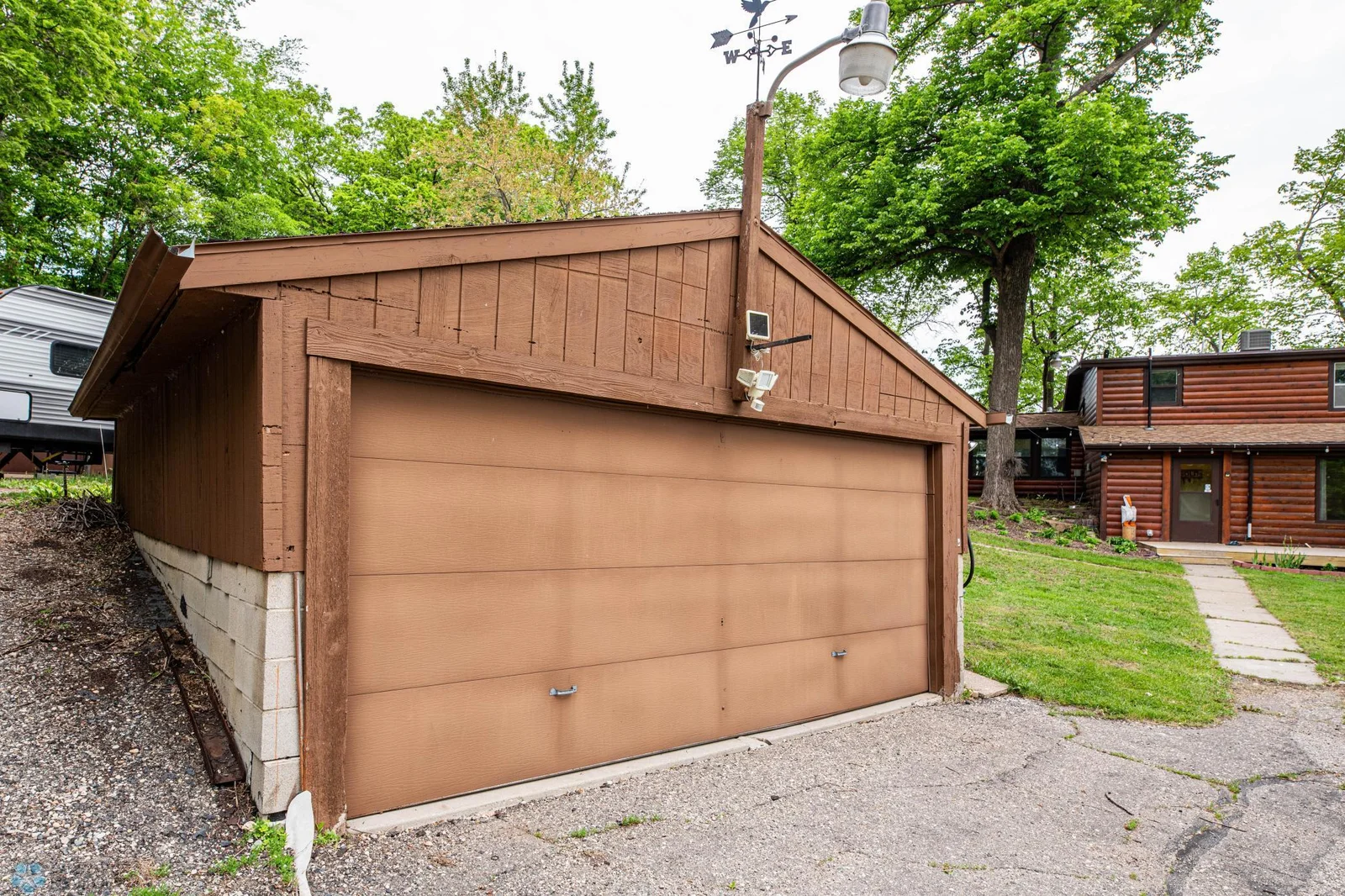 2 stall garage