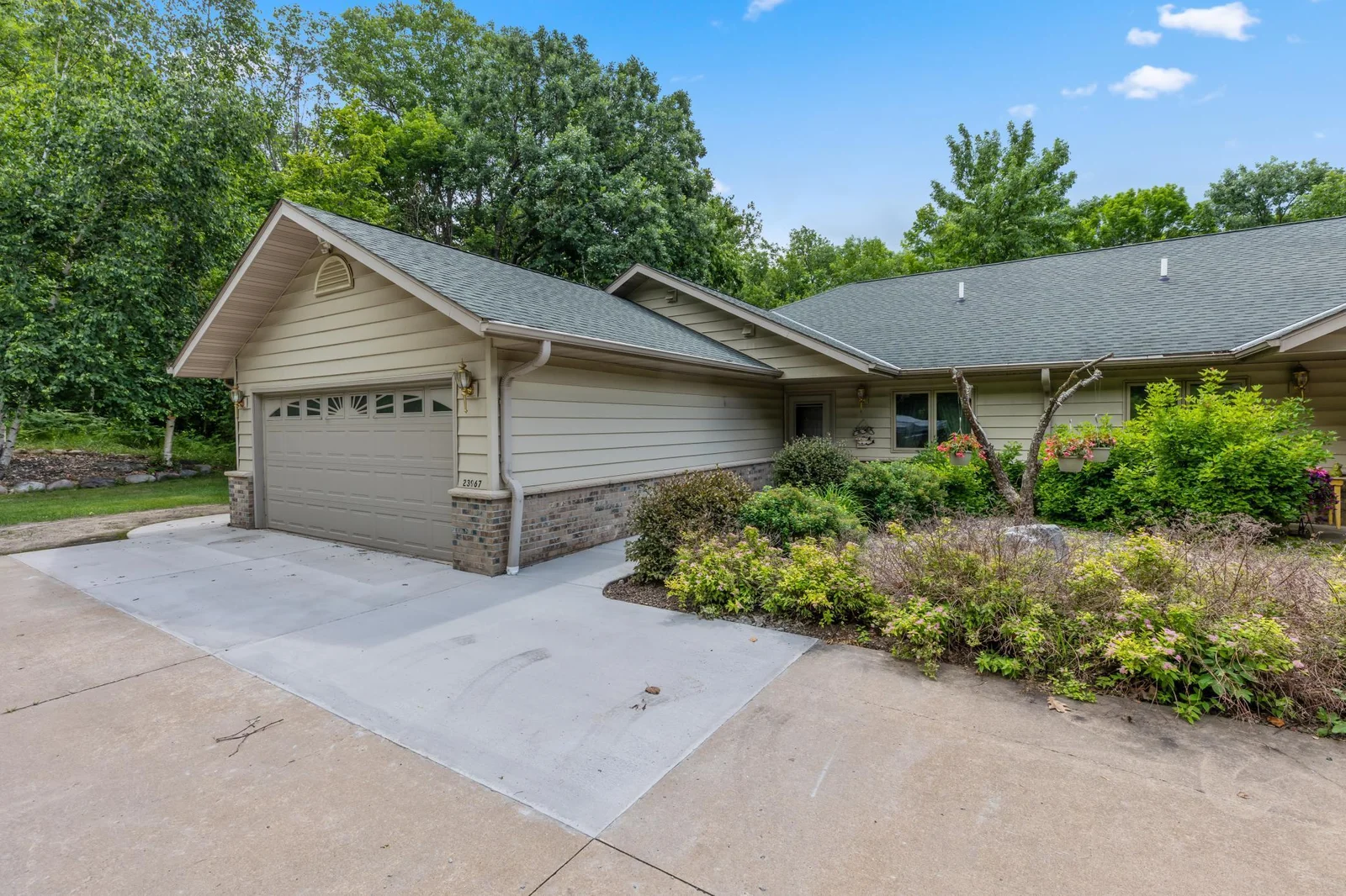 23967 Cuyuna Greens Drive, Deerwood