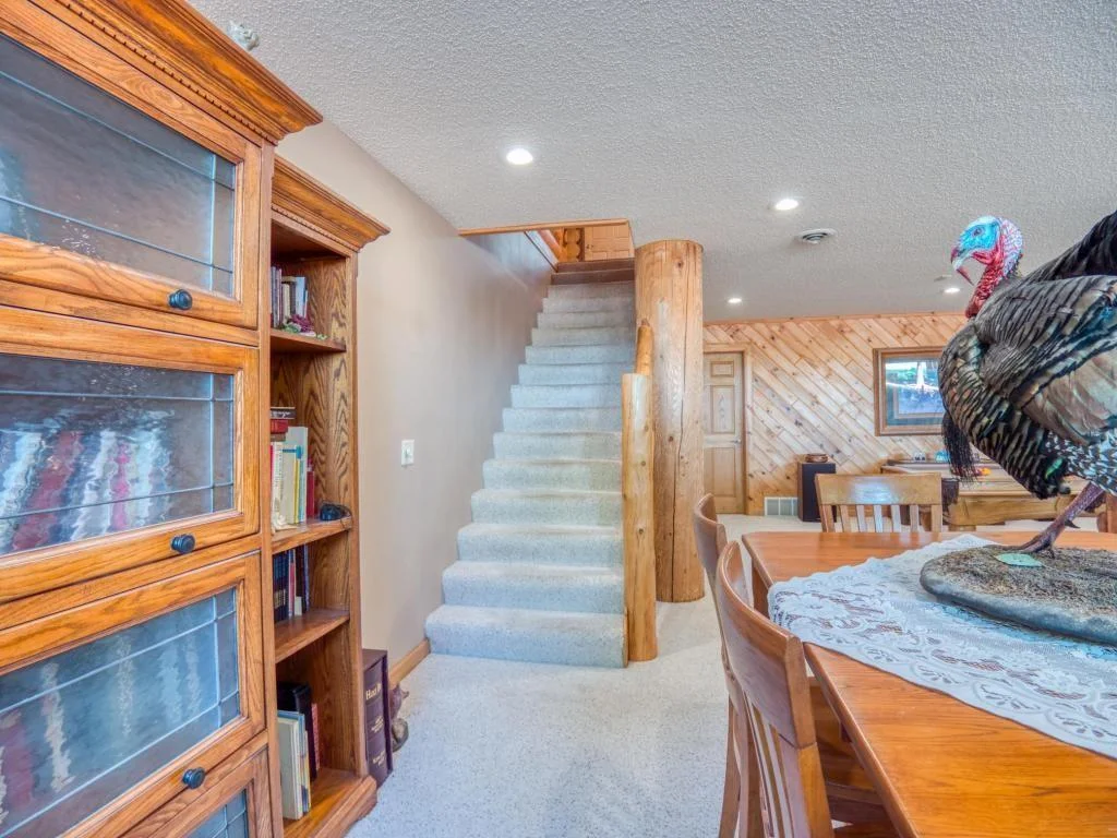 Lower stairs up to main.jpg