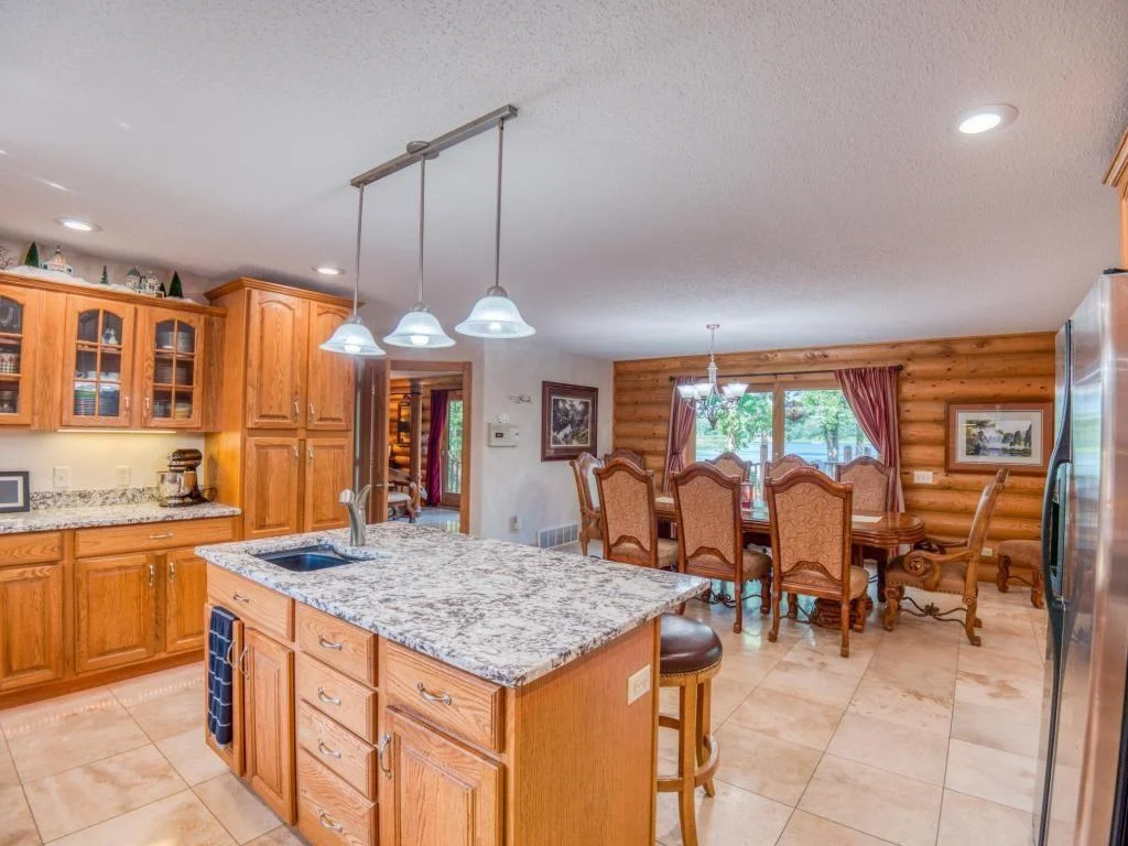 Kitchen to dining area.jpg