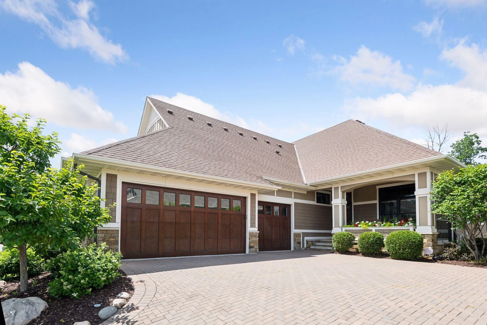 300 Bellwether Path, Wayzata