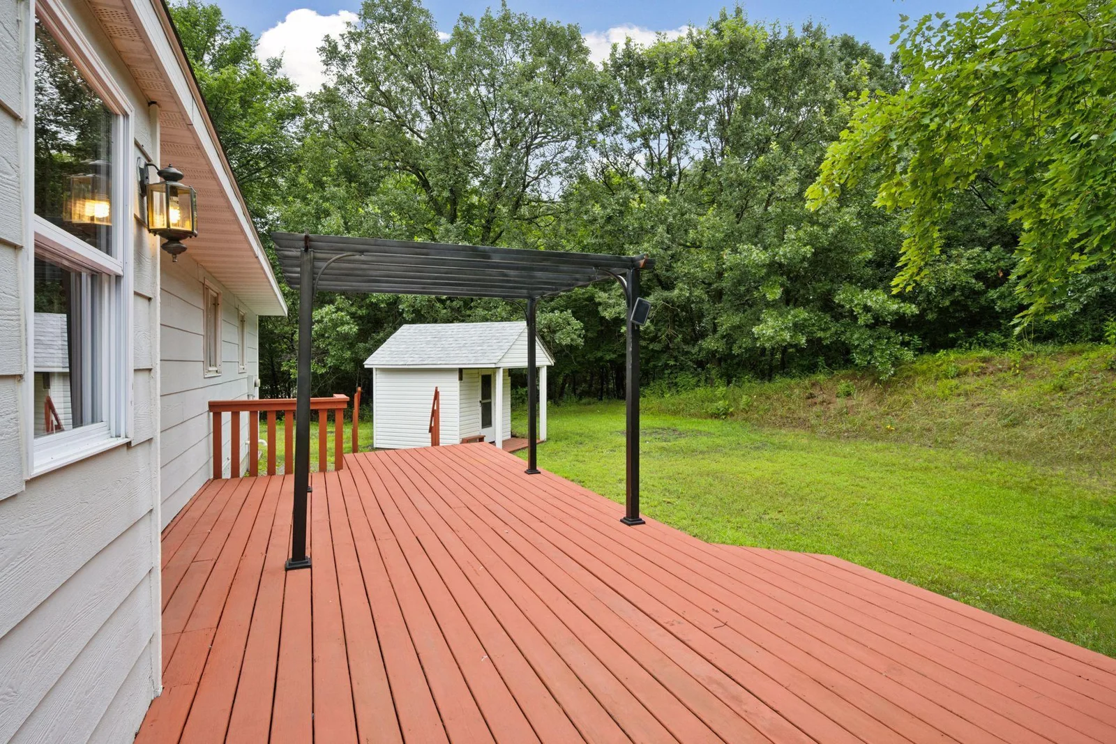 16760 203rd Avenue - Home comes with Shed