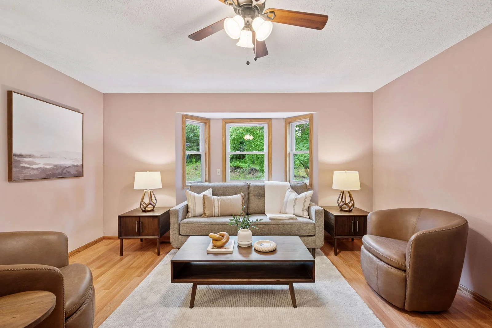 16760 203rd Avenue - Living Room