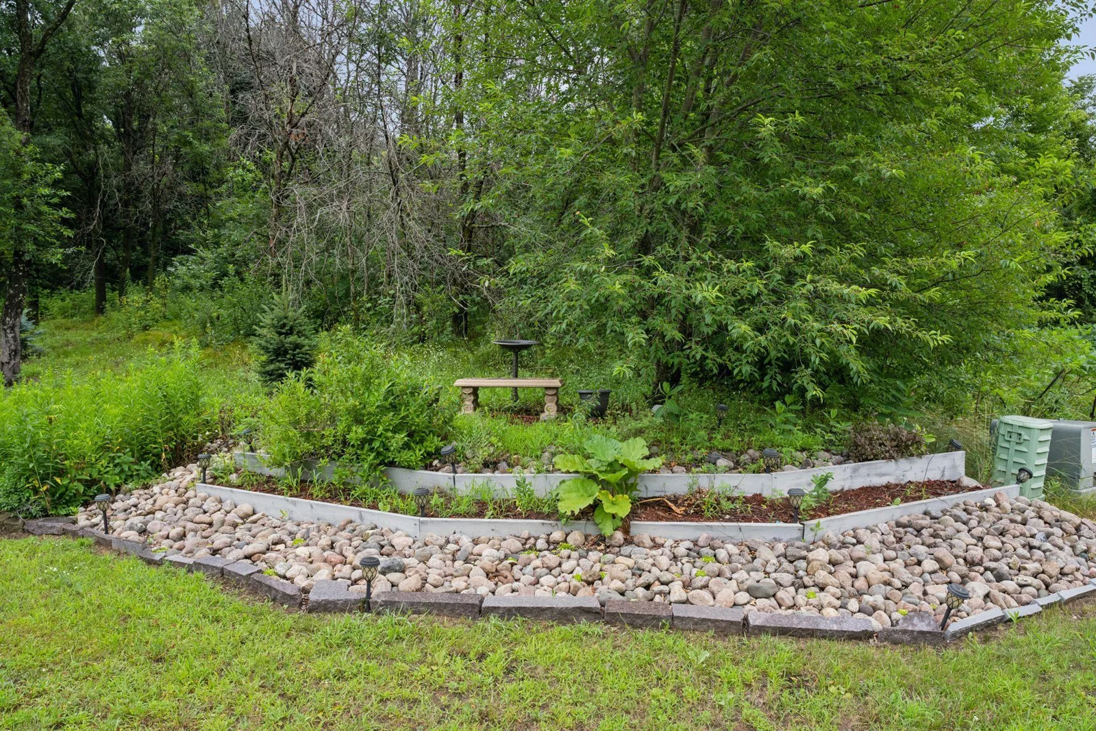 16760 203rd Avenue - Landscape Garden
