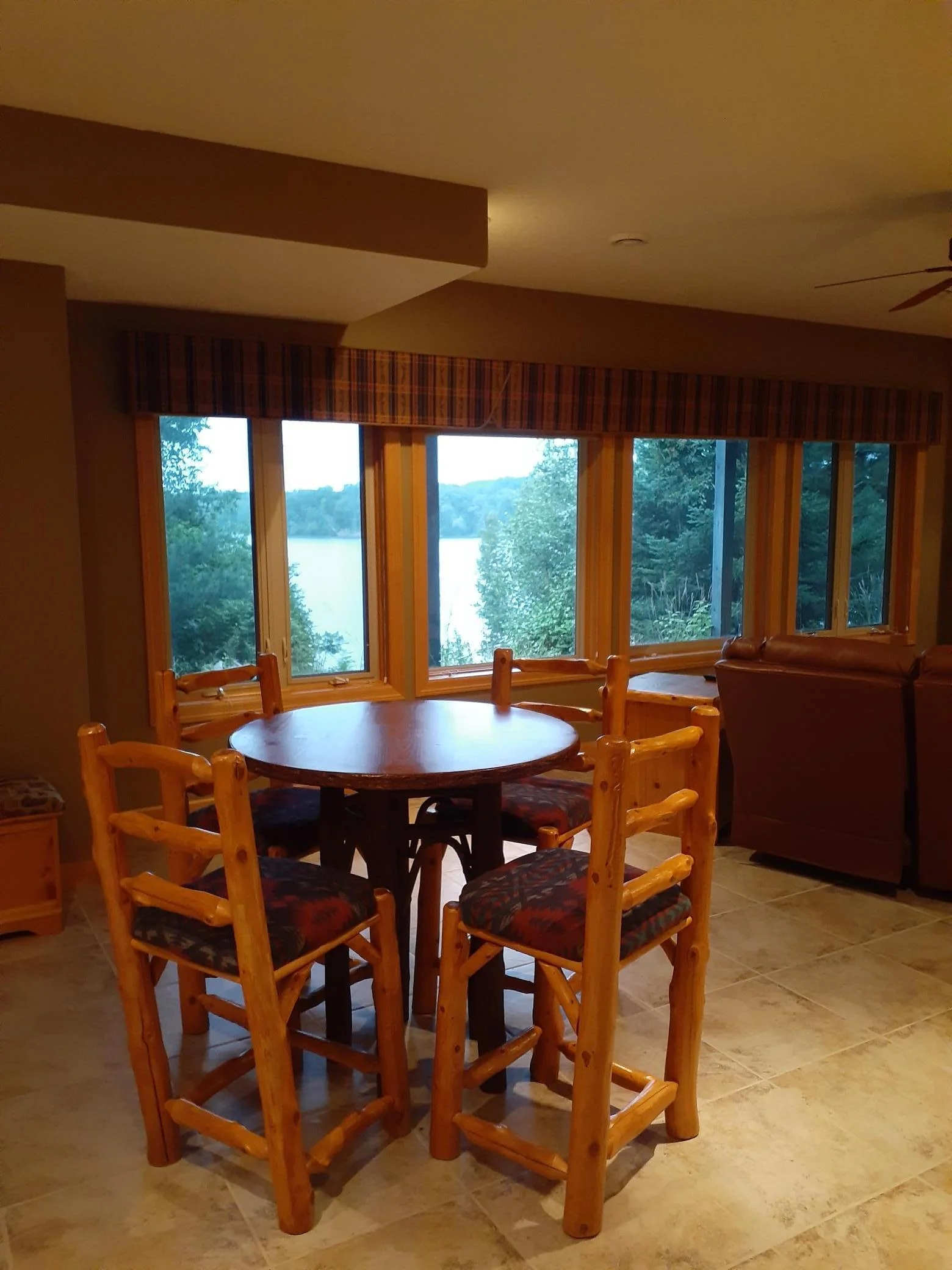 Family Room Dining Area Lake View.jpg