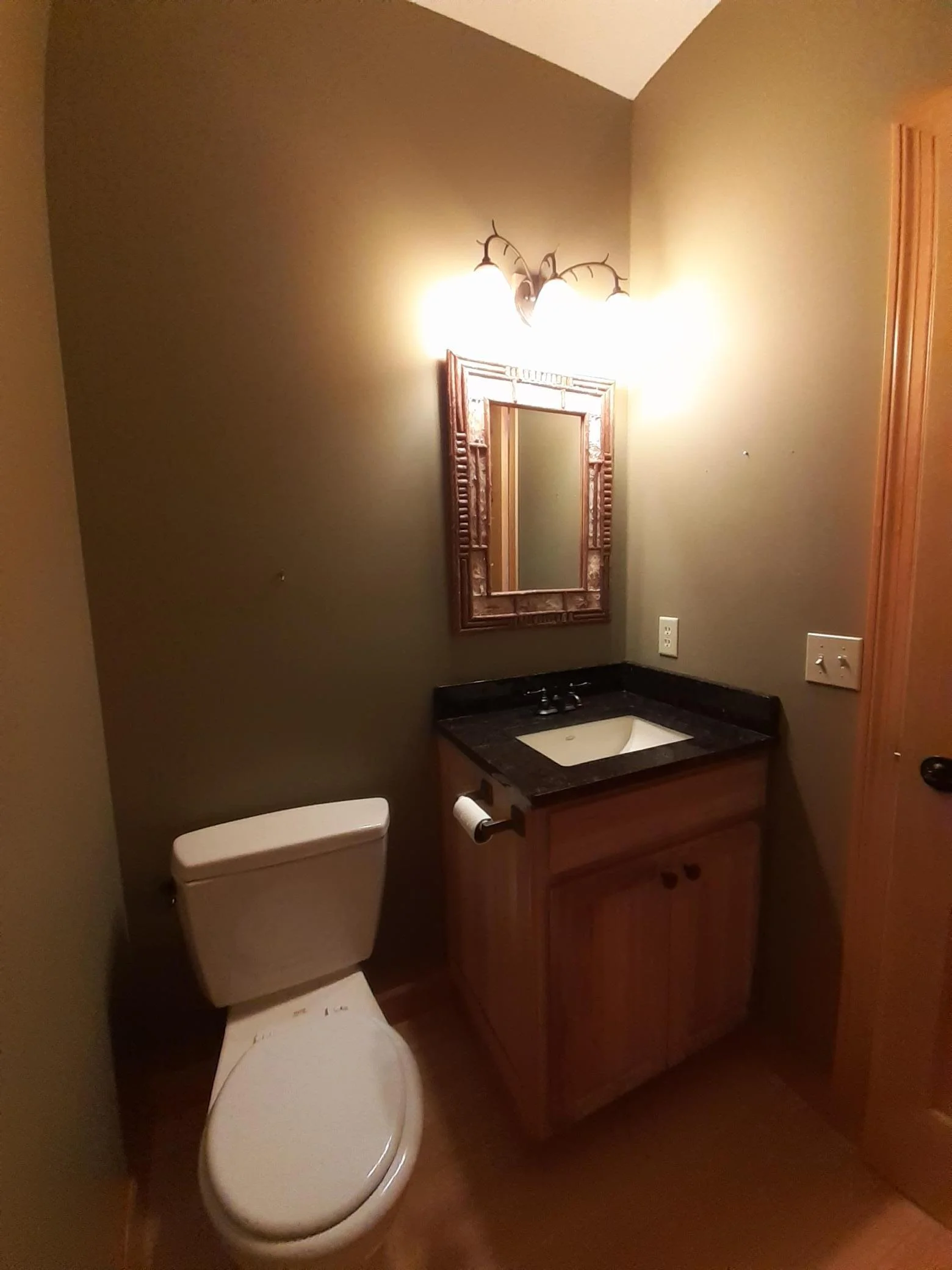 Powder Room.jpg