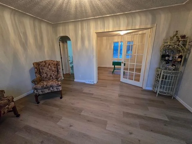 Quaint living room