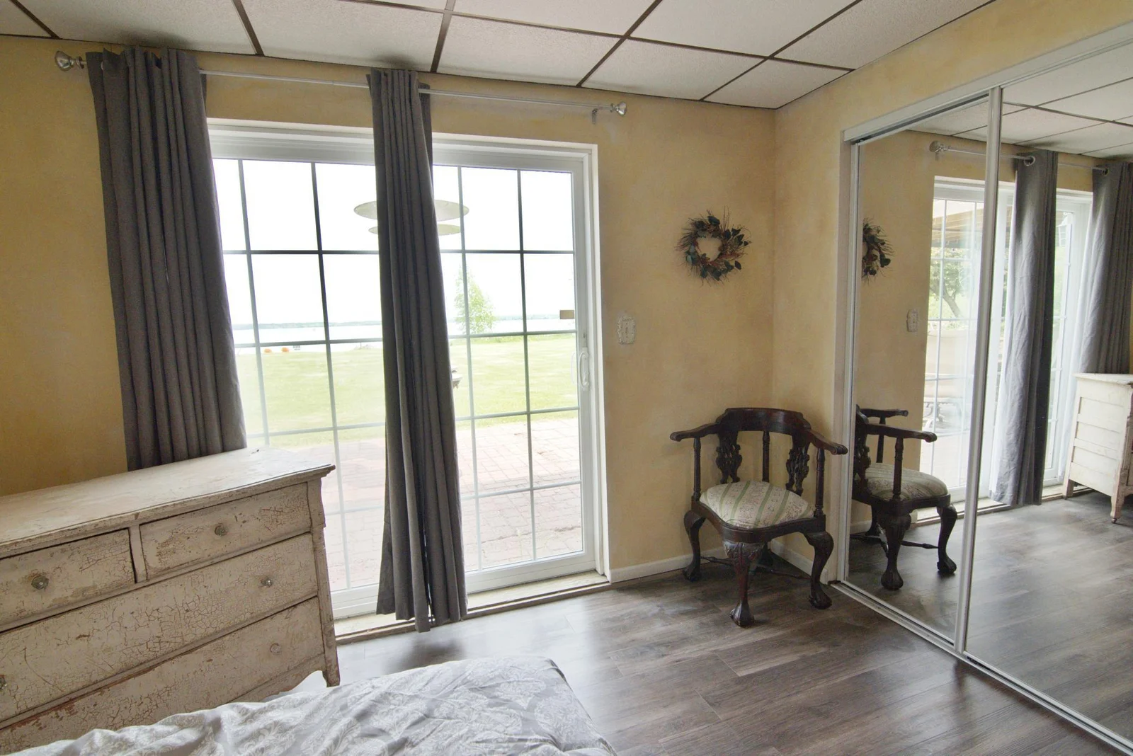 Lower bedroom