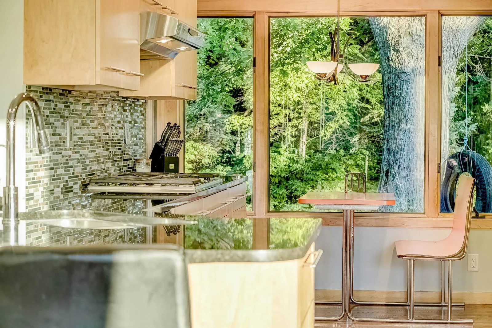 Abundant natural views