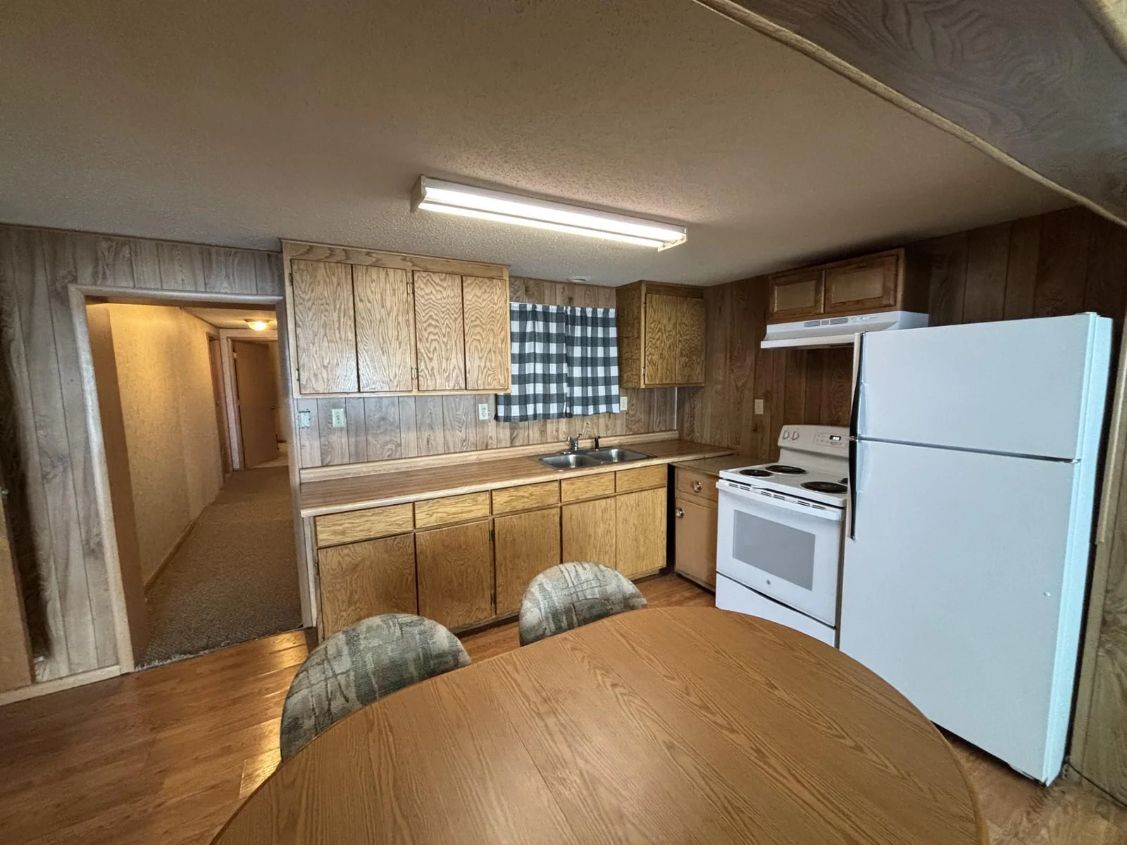 2nd kitchen 2.jpg