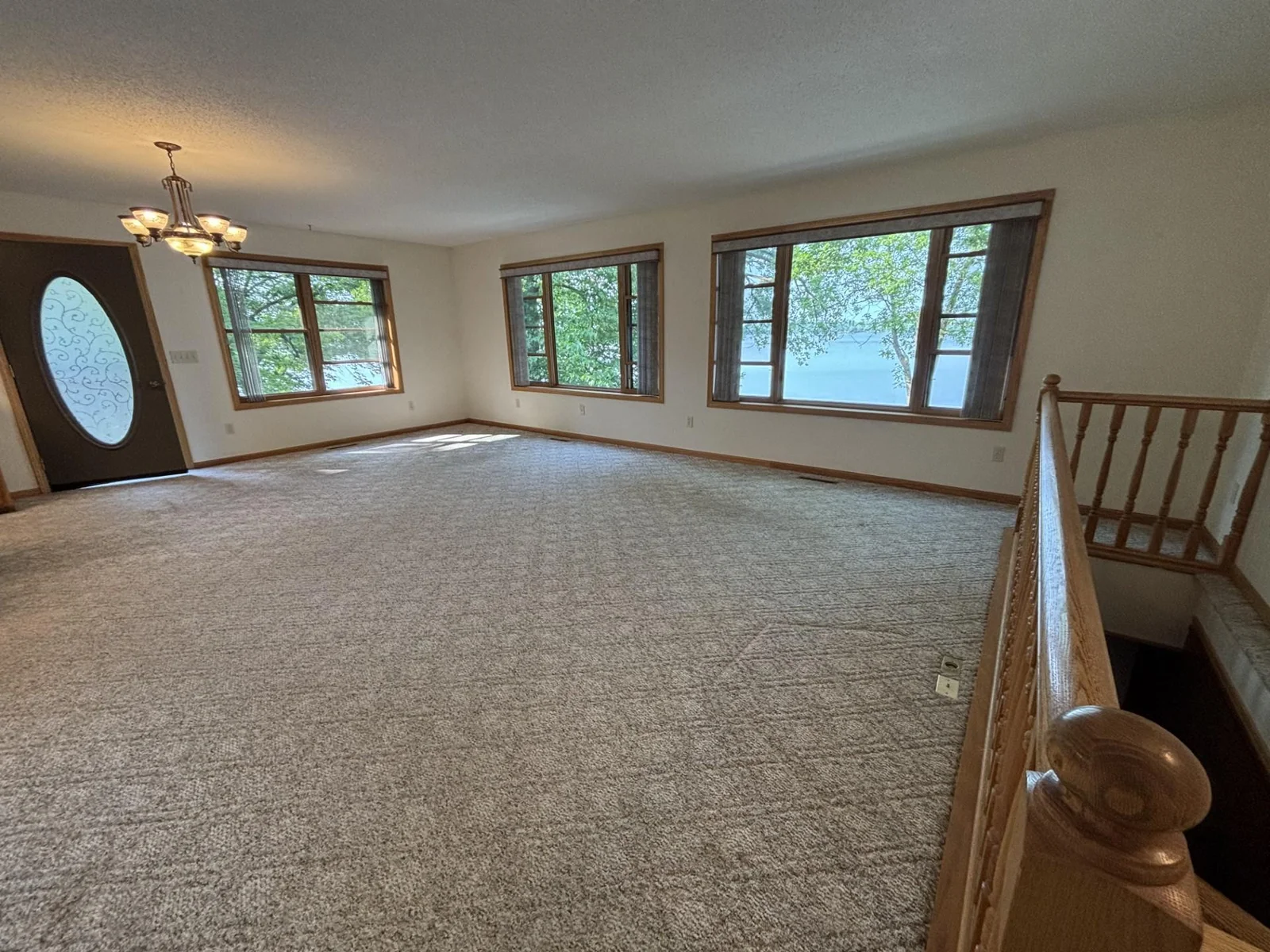 wa living dining room.jpg