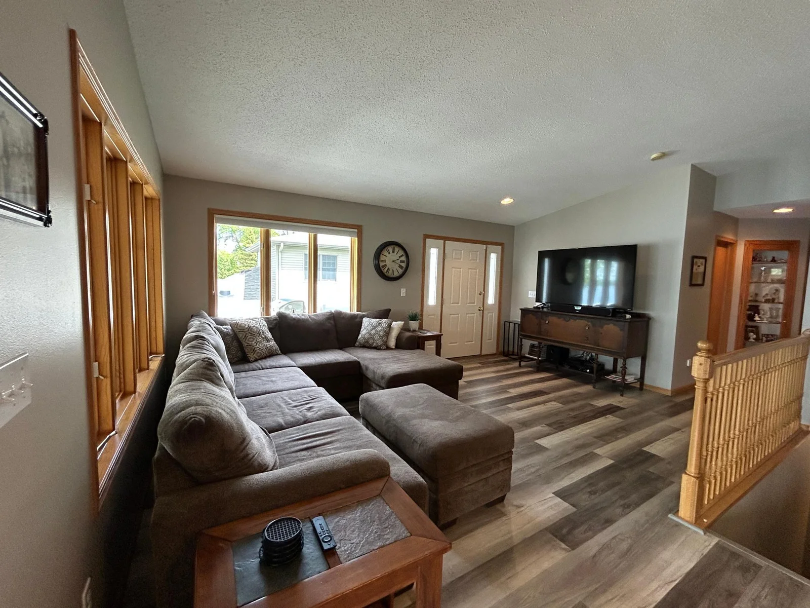 Living Room.JPG