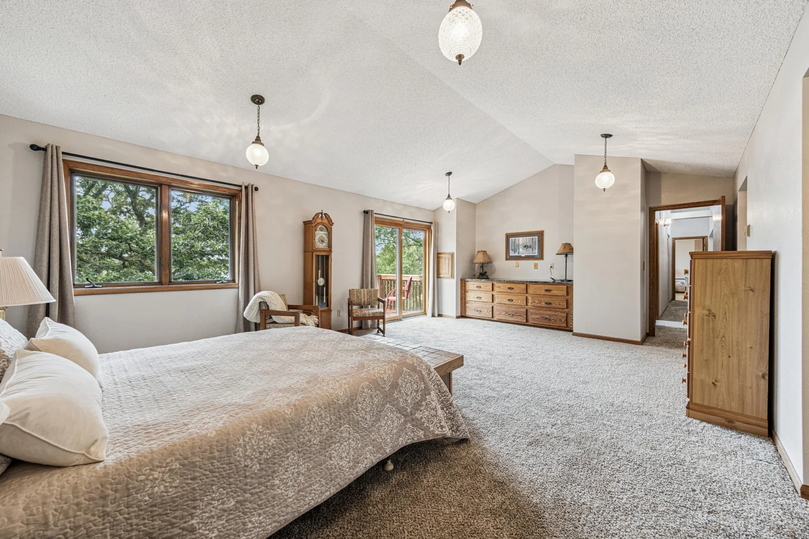 Master suite