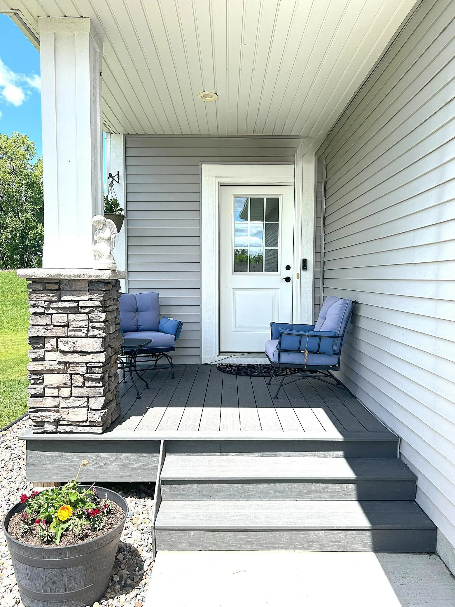 Front Entry Porch .jpg