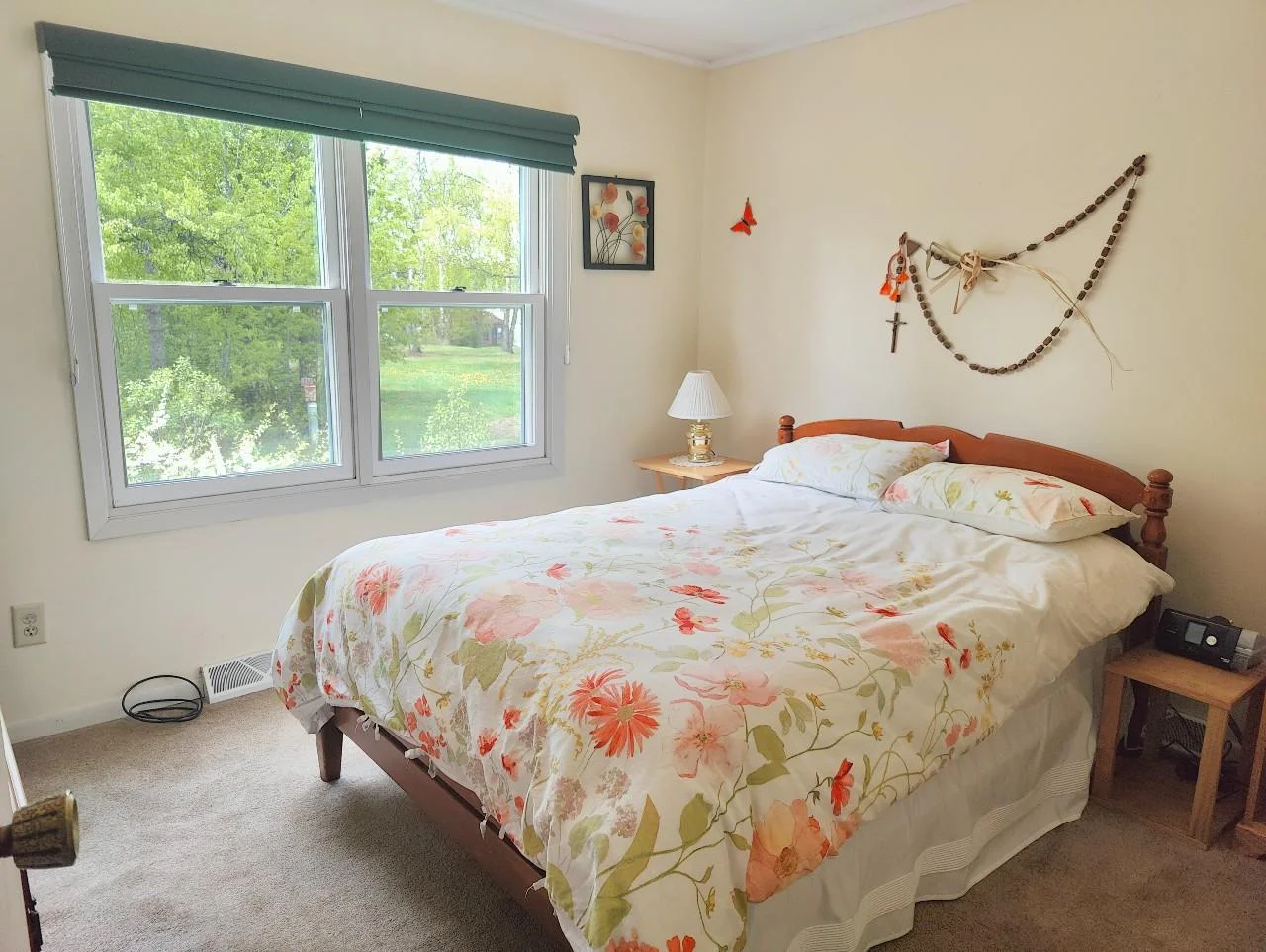 bed1.jpg