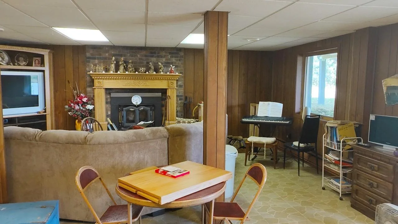 basement1.jpg