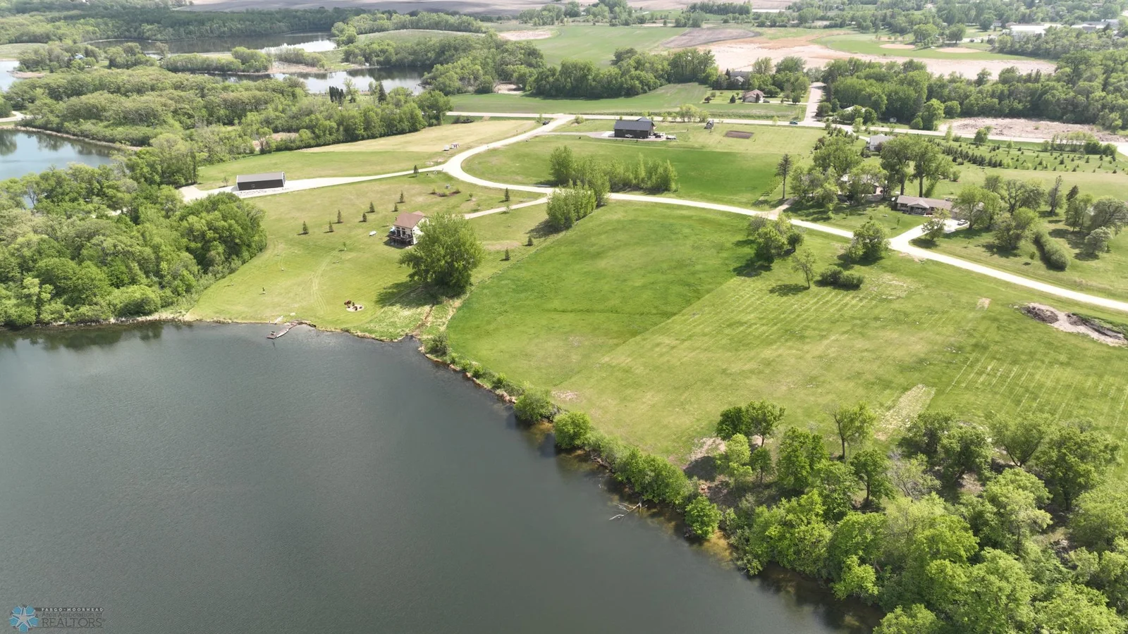 LP LOT Lake6.JPG