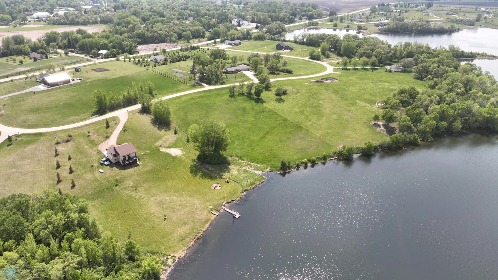LP LOT Lake4.JPG