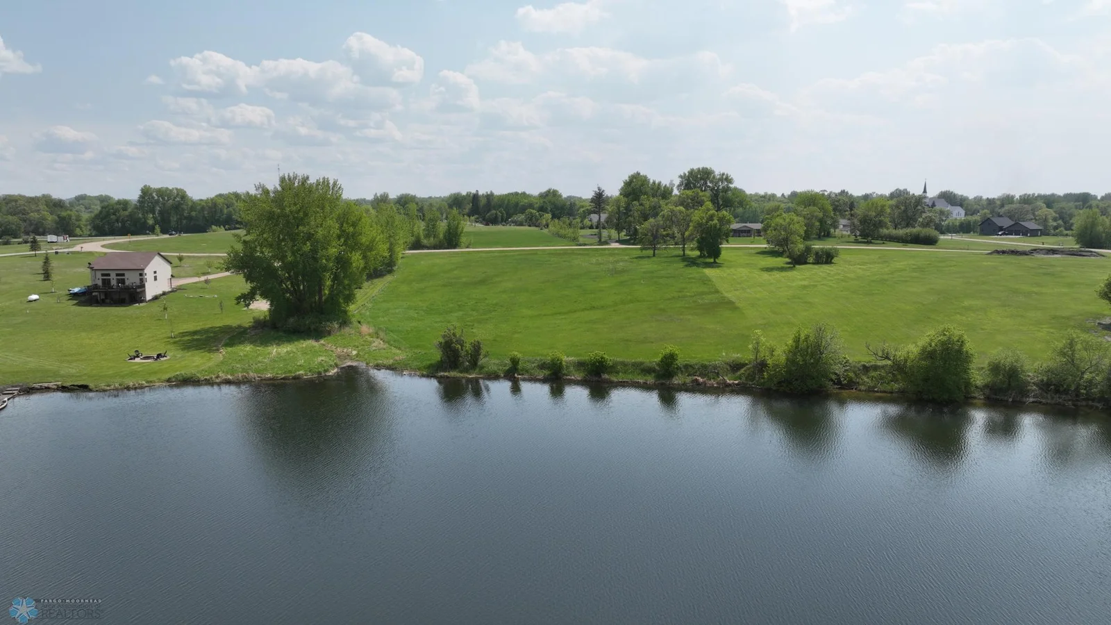 LP LOT Lake16.JPG