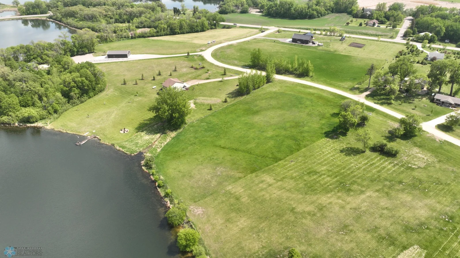 LP LOT Lake15.JPG