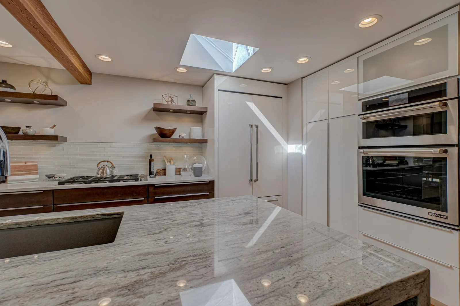 120 Eastbank Court New Edit-5.jpg