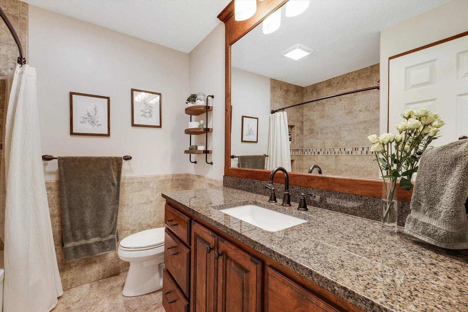38-6570 Rustic Rd_38.jpg