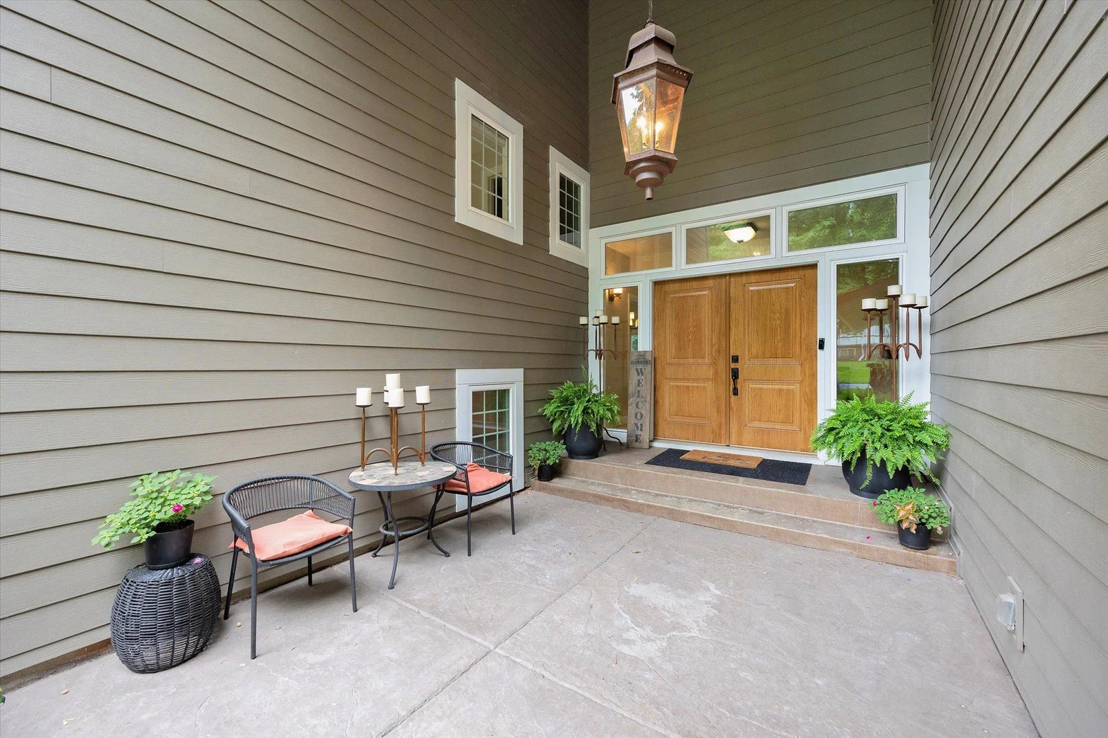 15-6570 Rustic Rd_15.jpg