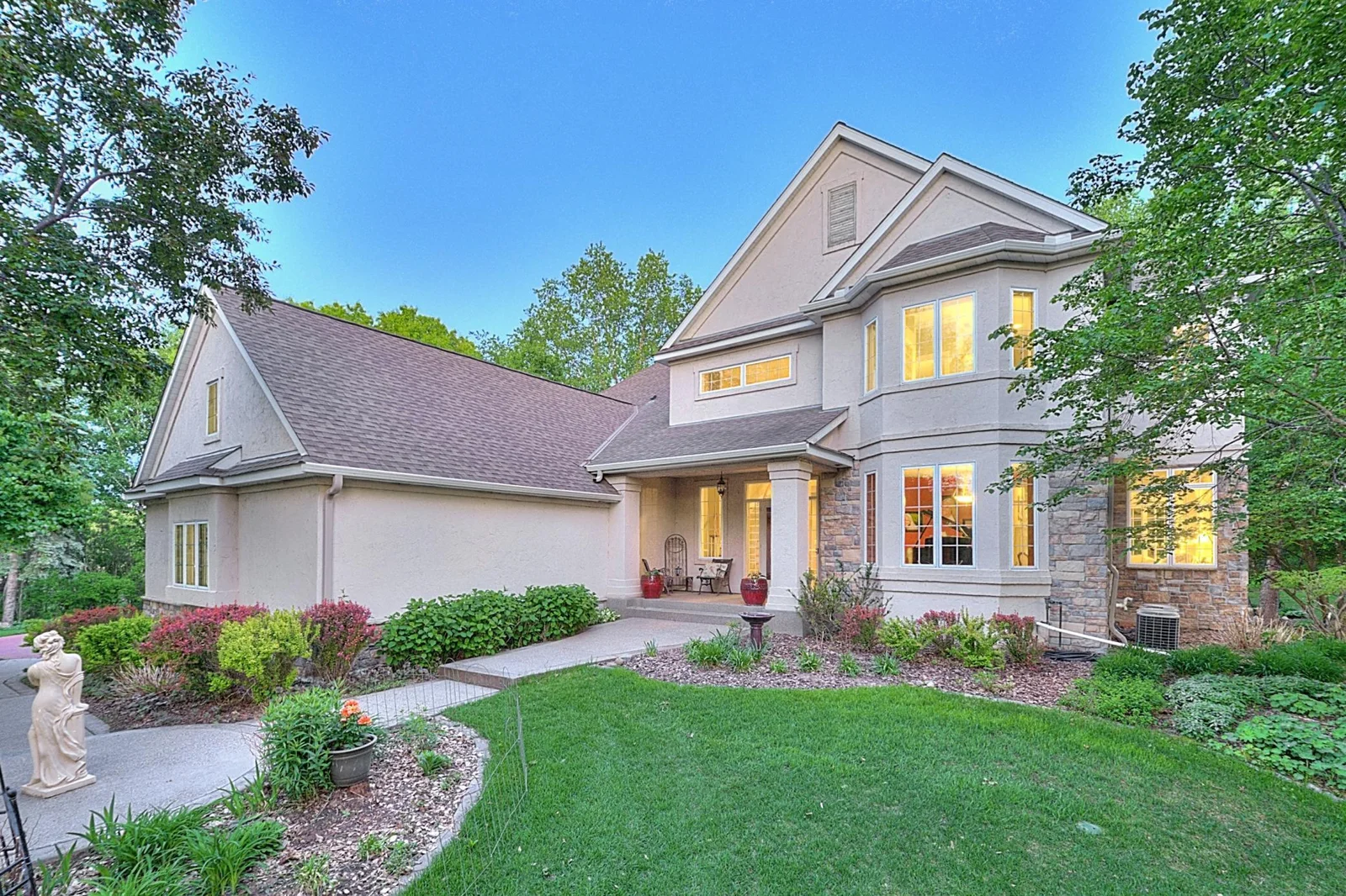 11673 Irish Ave N - Front Twilight